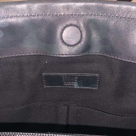 Frye Charlie Simple Tote Navy Camo Leather MSRP $398 -OCEAN CAMO- - Picture 15 of 16